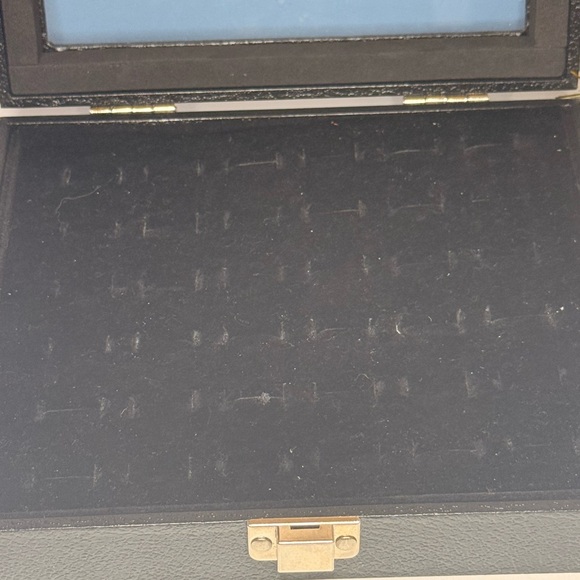 Black Jewelry Display Case - Picture 2 of 3